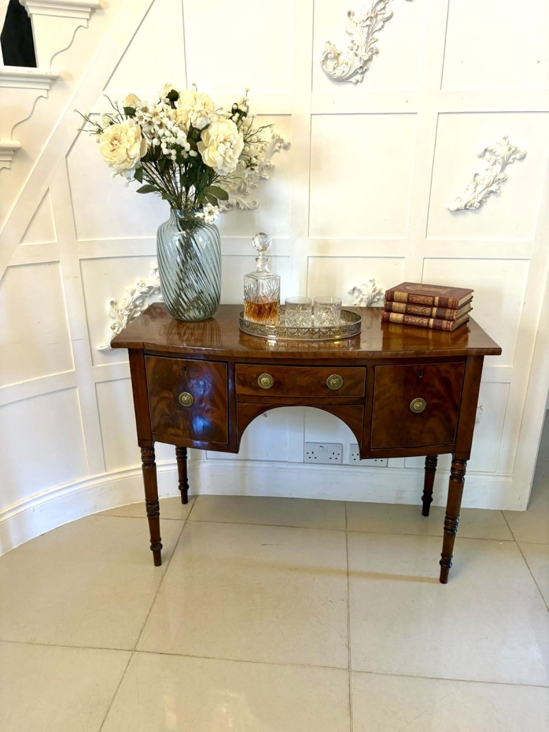 Small Antique George III Quality Figured Mahogany Bow Front Sideboard - Image 3